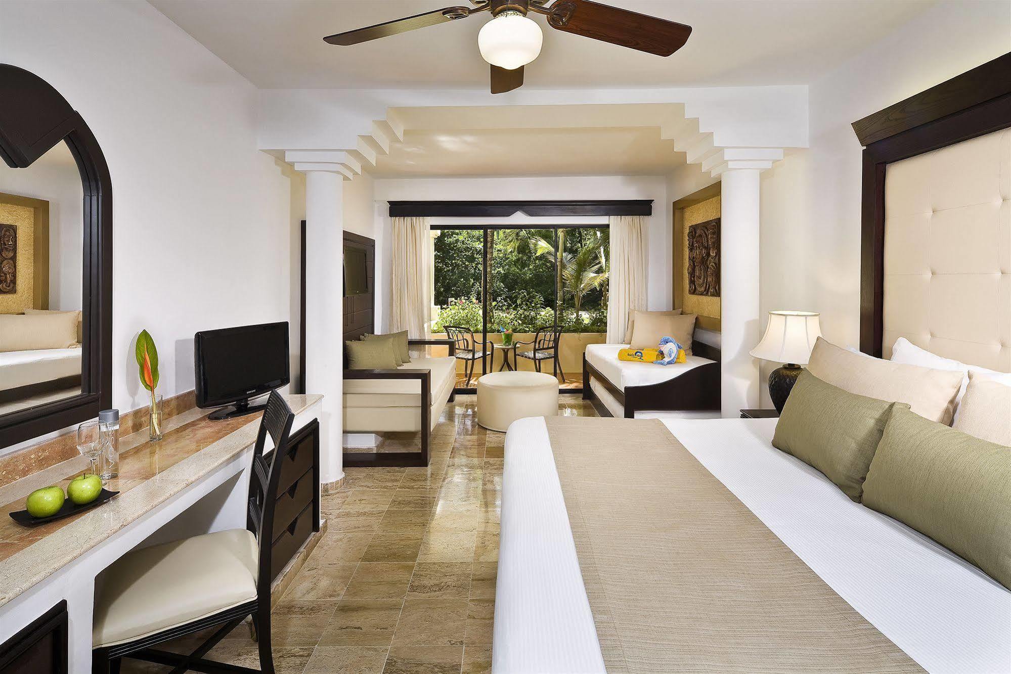 Melia Caribe Tropical All Inclusive (Adults Only) Punta Cana Exterior photo