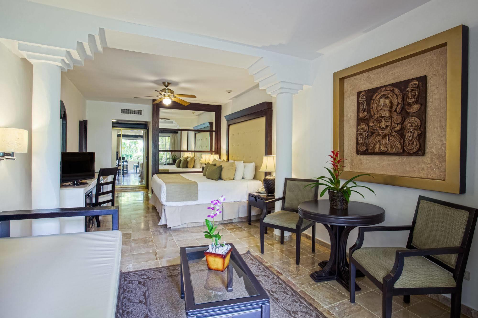 Melia Caribe Tropical All Inclusive (Adults Only) Punta Cana Exterior photo